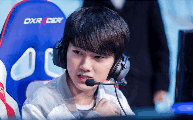 回归Astralis？device辟谣：转会传闻都是胡说