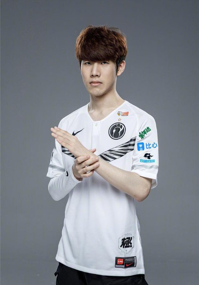 【方案】LPL赛事预测：三场对决，更有电竞春晚