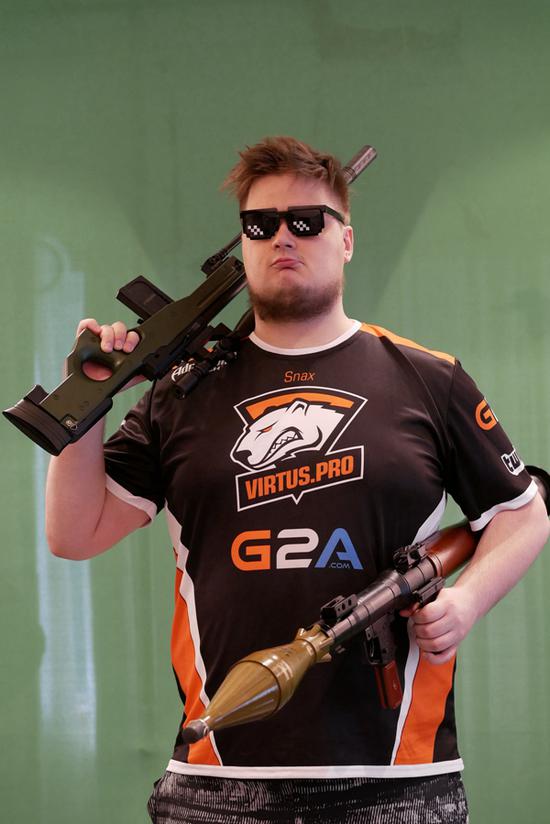 JackeyLove接受媒体专访：先锋赛打的很差 后面先打好每一场吧